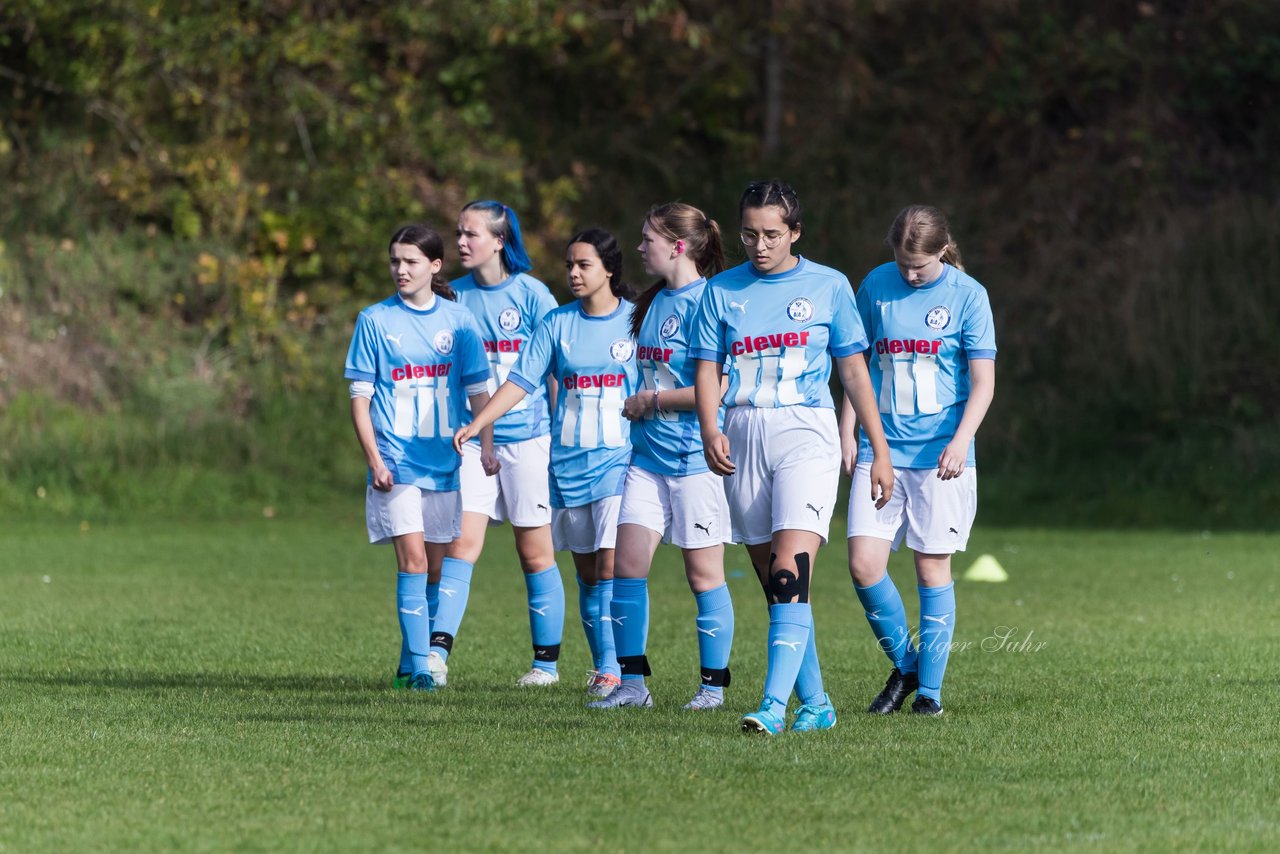 Bild 356 - wBJ TuS Tensfeld - SV Fortuna St. Juergen